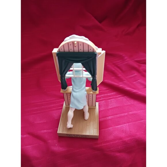 Hallmark Vtg Away To  The Window 1997 Figurine Christmas Ornament - Picture 9 of 10